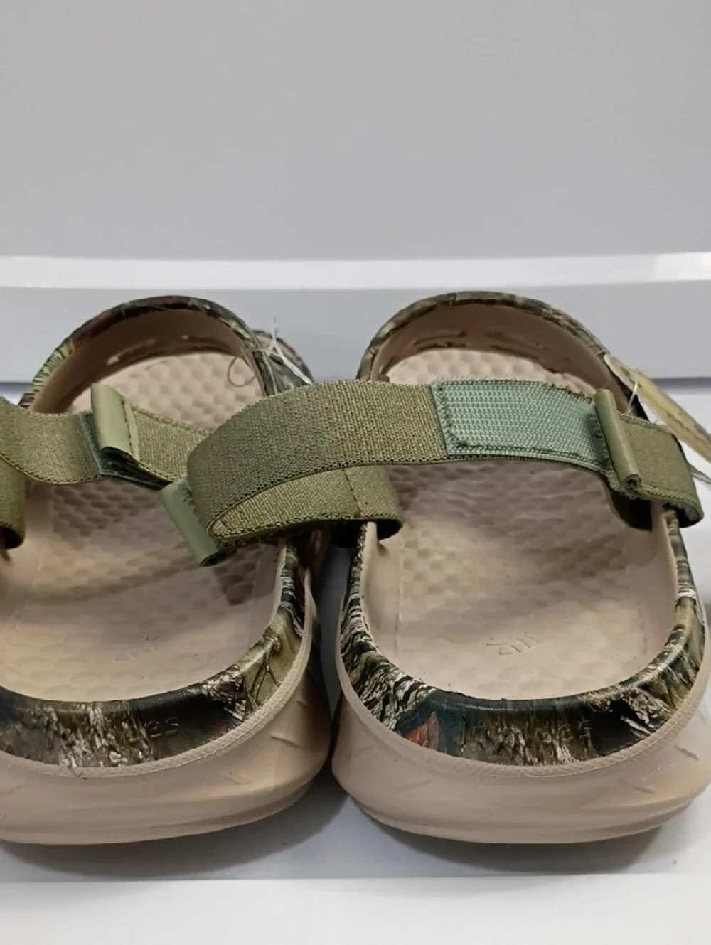 Mossy Oak Men's Camouflage Slip-On Sandals in Green and Tan Size 11 NWT